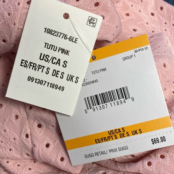 Kasper 3/4 Bell Sleeves Top - Picture 2 of 5